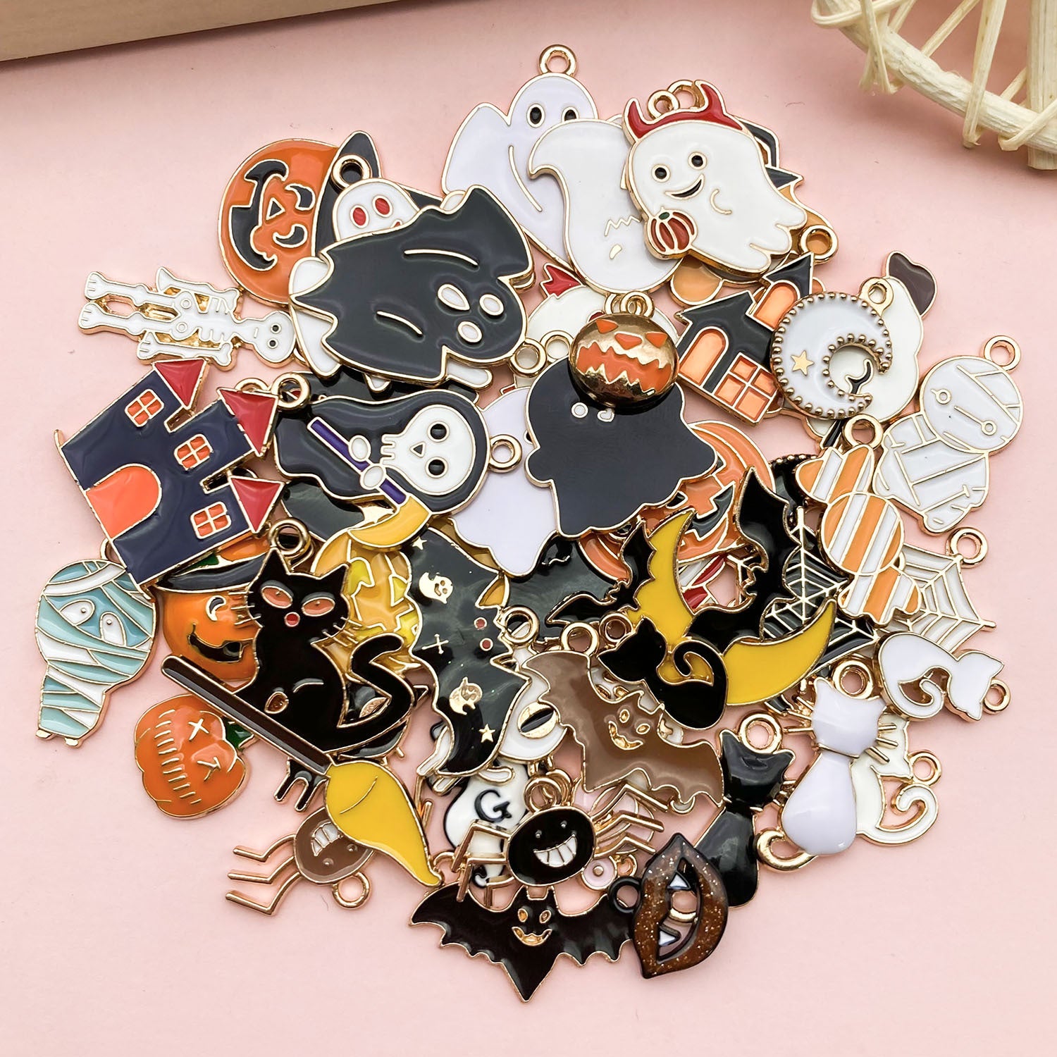 Halloween Oil Drop Pendant - Clothing Accessories
